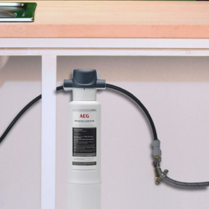 Filtration de l’eau potable : quelles différences entre filtre domestique et carafe filtrante ?